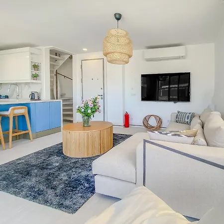 Sea View House W Balcony 3 Min To In Milas * Bogazici